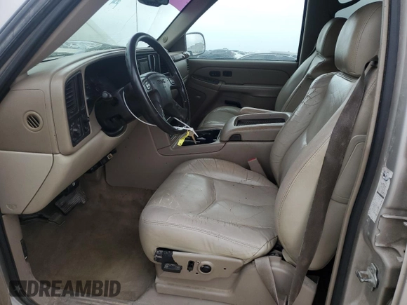 2004 GMC Yukon SLT with VIN 1GKEC13Z34R313210, listed as a Copart auction lot 51150575 with 328,961 mi miles and Salvage Title. Bid and sale history available at carsss.com. Image 7.