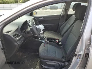 2021 Hyundai Accent SE with VIN 3KPC24A69ME132561, listed as a Copart auction lot 64632985 with 62,314 mi miles and Clean title. Bid and sale history available at DreamBid. Image 7.