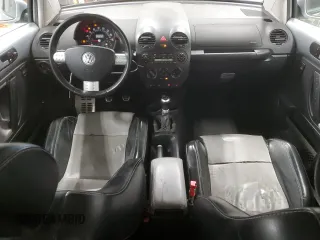 2004 Volkswagen New Beetle Coupe Turbo S with VIN 3VWFE31C54M402831, listed as a Copart auction lot 77426094 with 155,245 mi miles and Clean Title. Bid and sale history available at carsss.com. Image 8.