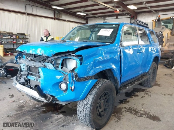 2019 Toyota 4Runner SR5 with VIN JTEBU5JR7K5645074, listed as a IAAI auction lot 41719821 with 116,514 mi miles. Bid and sale history available at carsss.com. Image 2.