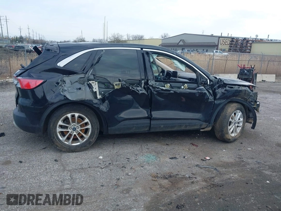 2020 Ford Escape SE z VIN 1FMCU9G65LUA09107, wystawiony jako IAAI lot #41967725 z przebiegiem 131 177 mil mil oraz . Historia ofert i sprzedaży dostępna na DreamBid. Obrazek 13.