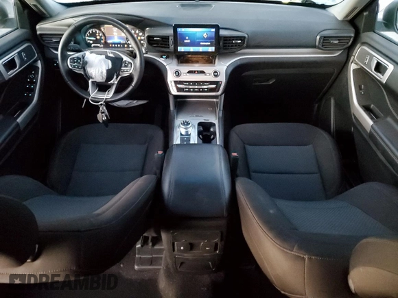 2024 Ford Explorer XLT with VIN 1FMSK7DH9RGA41481, listed as a Copart auction lot 43272945 with 12,559 mi miles and Salvage Title. Bid and sale history available at carsss.com. Image 8.
