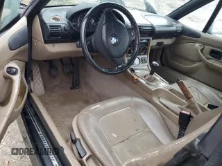 2000 BMW Z3 2.8 z VIN 4USCH3341YLF43502, wystawiony jako Copart lot #44773415 z przebiegiem 168 390 mil mil oraz Szkoda całkowita • Salvage title. Historia ofert i sprzedaży dostępna na DreamBid. Obrazek 8.