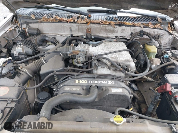1999 Toyota 4Runner SR5 z VIN JT3GN86RXX0122884, wystawiony jako IAAI lot #42475427 z przebiegiem 143 853 mil mil oraz . Historia ofert i sprzedaży dostępna na DreamBid. Obrazek 10.