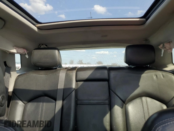 2015 Cadillac SRX Premium Collection with VIN 3GYFNDE39FS558236, listed as a Copart auction lot 49057835 with 199,992 mi miles and Salvage Title. Bid and sale history available at DreamBid. Image 10.