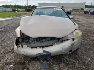 1999 Ford Contour SE z VIN 1FAFP6630XK193474, wystawiony jako Copart lot #71050124 z przebiegiem 136 858 mil mil oraz Szkody całkowita. Historia ofert i sprzedaży dostępna na DreamBid. Obrazek 5.