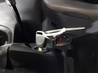 2005 Honda Pilot LX с VIN 2HKYF181X5H543306, выставлен на аукционе IAAI как лот 41764461 с пробегом 187 921 миль миль и . История ставок и продаж доступна на DreamBid. Изображение 11.