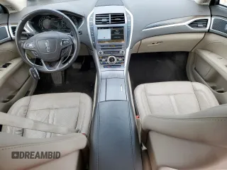 2017 Lincoln MKZ Reserve z VIN 3LN6L5F92HR636110, wystawiony jako Copart lot #56138045 z przebiegiem 37 790 mil mil oraz Szkoda całkowita • Salvage title. Historia ofert i sprzedaży dostępna na DreamBid. Obrazek 8.