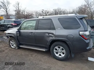2018 Toyota 4Runner SR5 z VIN JTEZU5JR2J5175663, wystawiony jako IAAI lot #41798215 z przebiegiem 123 000 mil mil oraz . Historia ofert i sprzedaży dostępna na DreamBid. Obrazek 15.