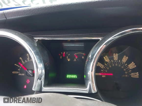 2006 Ford Mustang Standard with VIN 1ZVFT84N565190246, listed as a IAAI auction lot 41532901 with 209,885 mi miles and . Bid and sale history available at carsss.com. Image 16.
