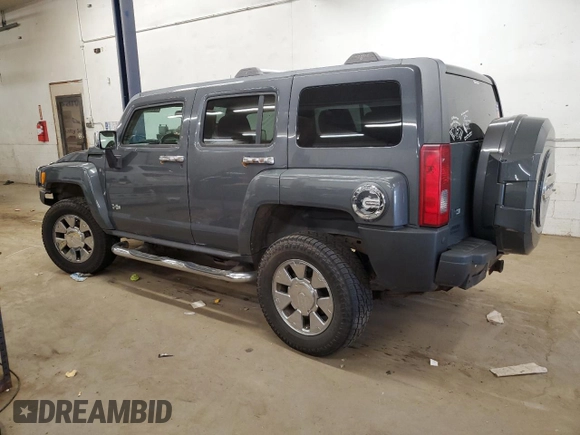 2008 Hummer H3 SUV with VIN 5GTEN13E488154656, listed as a Copart auction lot 76597614 with 189,629 mi miles and Salvage Title. Bid and sale history available at carsss.com. Image 2.