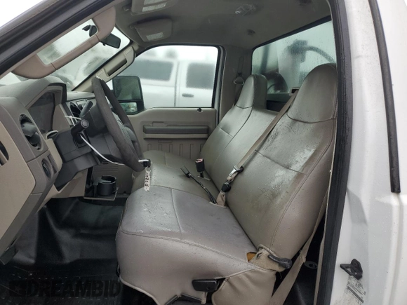 2008 Ford F-250 with VIN 1FTSF20R58EE40246, listed as a Copart auction lot 49015505 with 177,446 mi miles and Clean title. Bid and sale history available at DreamBid. Image 7.