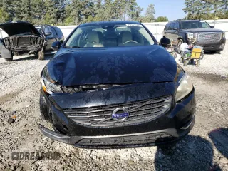 2015 Volvo S60 T5 Drive-E Premier z VIN YV140MFB0F1316643, wystawiony jako Copart lot #70535384 z przebiegiem 88 380 mil mil oraz Nie do naprawy • Non repairable. Historia ofert i sprzedaży dostępna na DreamBid. Obrazek 5.