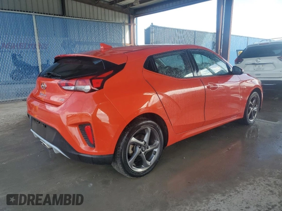 2021 Hyundai Veloster 2.0 Premium with VIN KMHTG6AF3MU032207, listed as a Copart auction lot 82187653 with 21,902 mi miles. Bid and sale history available at carsss.com. Image 3.