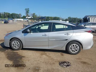 2017 Toyota Prius Two with VIN JTDKBRFU9H3546985, listed as a IAAI auction lot 42599555 with 253,650 mi miles and . Bid and sale history available at DreamBid. Image 15.