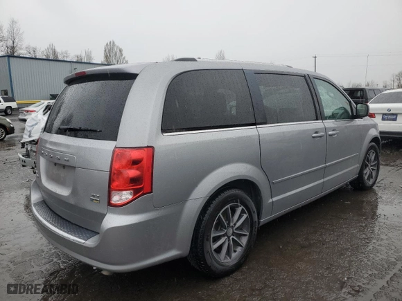 2017 Dodge Grand Caravan SXT with VIN 2C4RDGCG7HR617202, listed as a Copart auction lot 50068105 with 138,147 mi miles and Clean Title. Bid and sale history available at carsss.com. Image 3.