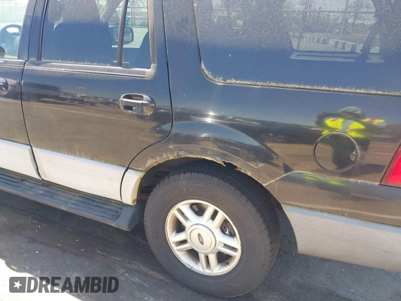 2003 Ford Expedition Special Service z VIN 1FMFU16L13LC24253, wystawiony jako IAAI lot #42148996 z przebiegiem 164 856 mil mil oraz . Historia ofert i sprzedaży dostępna na DreamBid. Obrazek 13.