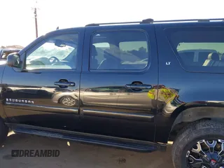 2007 Chevrolet Suburban LT with VIN 3GNGK26K47G206089, listed as a IAAI auction lot 41409657 with 156,789 mi miles and . Bid and sale history available at DreamBid. Image 15.