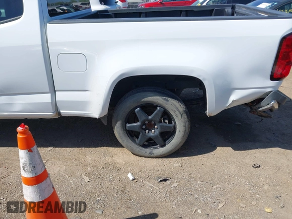 2018 Chevrolet Colorado 2WD Work Truck z VIN 1GCHSBEA8J1149178, wystawiony jako IAAI lot #42201189 z przebiegiem 128 046 mil mil oraz . Historia ofert i sprzedaży dostępna na DreamBid. Obrazek 6.