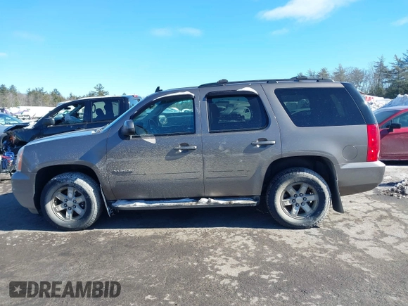 2013 GMC Yukon SLE with VIN 1GKS2AE03DR354179, listed as a IAAI auction lot 41612114 with 150,851 mi miles. Bid and sale history available at carsss.com. Image 14.