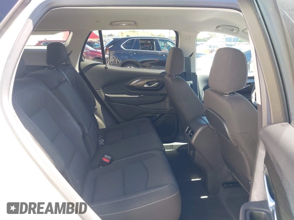 2024 GMC Terrain SLE with VIN 3GKALTEG5RL338632, listed as a IAAI auction lot 40102556 with 3,715 mi miles and . Bid and sale history available at DreamBid. Image 8.