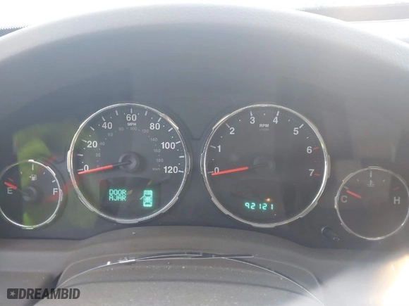 2008 Jeep Liberty Limited with VIN 1J8GP58K78W236353, listed as a IAAI auction lot 41341280 with 92,121 mi miles. Bid and sale history available at carsss.com. Image 7.