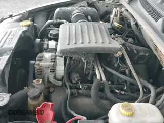 2001 Dodge Dakota Sport z VIN 1B7HG2AN91S225379, wystawiony jako IAAI lot #42443304 z przebiegiem 209 957 mil mil oraz . Historia ofert i sprzedaży dostępna na DreamBid. Obrazek 16.