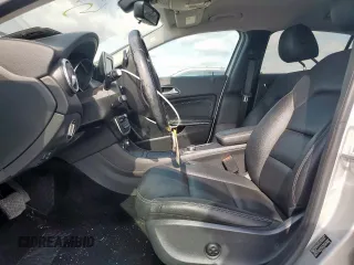 2015 Mercedes-Benz GLA 250 z VIN WDCTG4EB4FJ139975, wystawiony jako Copart lot #52929485 z przebiegiem 54 104 mil mil oraz Szkoda całkowita • Salvage title. Historia ofert i sprzedaży dostępna na DreamBid. Obrazek 7.
