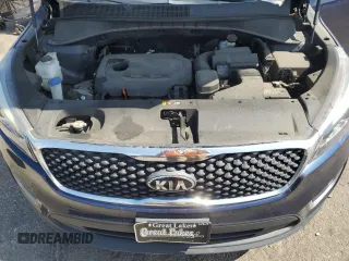 2018 Kia Sorento L with VIN 5XYPG4A38JG395647, listed as a Copart auction lot 52682345 with 123,831 mi miles and Clean Title. Bid and sale history available at carsss.com. Image 12.