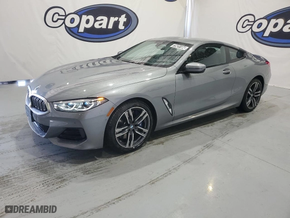 2025 BMW 8 Series 840i with VIN WBAAE4C01SCS11313, listed as a Copart auction lot 73431104 with 4,605 mi miles and Clean Title. Bid and sale history available at carsss.com. Image 1.