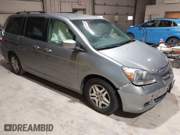 2006 Honda Odyssey EX with VIN 5FNRL38486B090693, listed as a IAAI auction lot 41865491 with 198,104 mi miles. Bid and sale history available at carsss.com. Image 1.