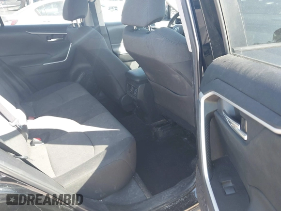 2021 Toyota RAV4 XLE with VIN 2T3W1RFV2MW107986, listed as a IAAI auction lot 41835348 with 103,450 mi miles. Bid and sale history available at carsss.com. Image 8.