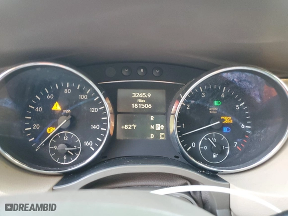 2010 Mercedes-Benz R-Class R 350 with VIN 4JGCB6FE2AA112593, listed as a Copart auction lot 75841174 with 181,506 mi miles and Salvage Title. Bid and sale history available at carsss.com. Image 9.