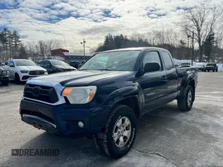 2012 Toyota Tacoma with VIN 5TFUU4EN8CX034605, listed as a IAAI auction lot 41976998 with 345,138 mi miles. Bid and sale history available at carsss.com. Image 1.