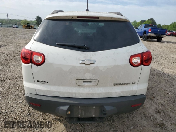 2012 Chevrolet Traverse LS z VIN 1GNKRFED5CJ424437, wystawiony jako Copart lot #52566285 z przebiegiem 155 019 mil mil oraz Szkoda całkowita • Salvage title. Historia ofert i sprzedaży dostępna na DreamBid. Obrazek 6.