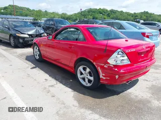 2001 Mercedes-Benz SLK 230/320 with VIN WDBKK65FX1F211044, listed as a IAAI auction lot 42210103 with 139,226 mi miles and . Bid and sale history available at DreamBid. Image 3.