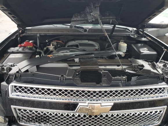 2011 Chevrolet Avalanche LT with VIN 3GNMCFE0XBG339164, listed as a Copart auction lot 44843275 with 170,351 mi miles and Salvage title. Bid and sale history available at DreamBid. Image 13.