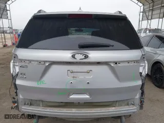 2019 Ford Explorer XLT with VIN 1FM5K7D86KGB38219, listed as a IAAI auction lot 41649954 with 65,997 mi miles. Bid and sale history available at carsss.com. Image 17.