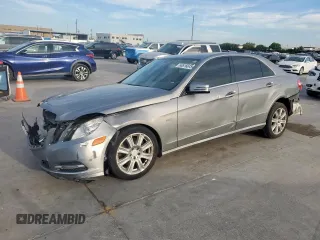 2012 Mercedes-Benz E 350 Luxury z VIN WDDHF5KB8CA555733, wystawiony jako Copart lot #66516675 z przebiegiem 208 886 mil mil oraz Czysty tytuł • Clean title. Historia ofert i sprzedaży dostępna na DreamBid. Obrazek 1.
