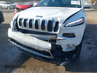 2018 Jeep Cherokee Limited with VIN 1C4PJMDX3JD588626, listed as a IAAI auction lot 41913964 with 80,106 mi miles. Bid and sale history available at carsss.com. Image 6.