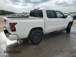 2023 Nissan Frontier SV with VIN 1N6ED1EK2PN662733, listed as a Copart auction lot 71843834 with 31,652 mi miles and Salvage Title. Bid and sale history available at carsss.com. Image 3.