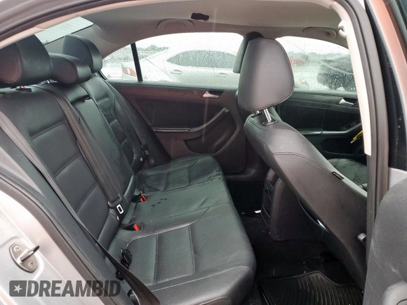 2014 Volkswagen Jetta SE with VIN 3VWD07AJ9EM222507, listed as a Copart auction lot 60340005 with 150,601 mi miles and Salvage title. Bid and sale history available at DreamBid. Image 10.