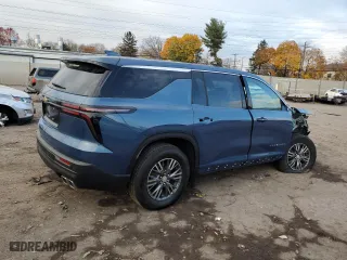 2024 Chevrolet Traverse FWD LS with VIN 1GNEREKS7RJ165467, listed as a Copart auction lot 79907104 with 2,526 mi miles and Salvage Title. Bid and sale history available at carsss.com. Image 3.