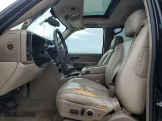 2004 Chevrolet Tahoe LT with VIN 1GNEC13Z64R281159, listed as a Copart auction lot 47221095 with 160,282 mi miles and Salvage Title. Bid and sale history available at carsss.com. Image 7.