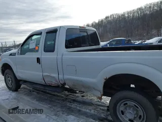 2011 Ford F-350 with VIN 1FT7X3B6XBEB57439, listed as a IAAI auction lot 41434952 with 305,000 mi miles and . Bid and sale history available at DreamBid. Image 15.