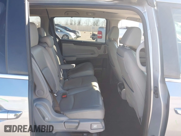 2019 Honda Odyssey EX-L with VIN 5FNRL6H76KB028490, listed as a IAAI auction lot 41636751 with 79,827 mi miles. Bid and sale history available at carsss.com. Image 8.