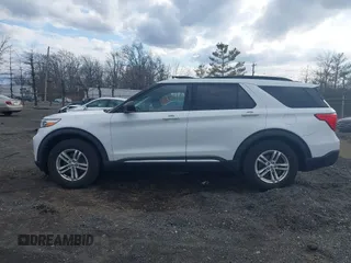 2020 Ford Explorer XLT z VIN 1FMSK8DH1LGA99484, wystawiony jako IAAI lot #41888238 z przebiegiem 51 946 mil mil oraz . Historia ofert i sprzedaży dostępna na DreamBid. Obrazek 14.