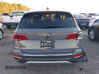 2024 Volkswagen Taos SE с VIN 3VVEX7B22RM112576, выставлен на аукционе IAAI как лот 41606673 с пробегом 141 миль миль и . История ставок и продаж доступна на DreamBid. Изображение 16.