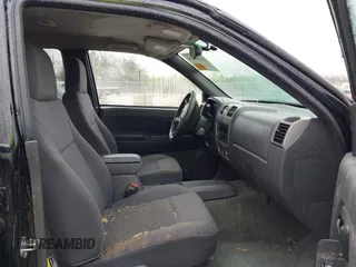 2006 GMC Canyon SLE1 with VIN 1GTDT136168209899, listed as a IAAI auction lot 42003200 with 120,285 mi miles. Bid and sale history available at carsss.com. Image 5.
