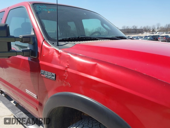 2003 Ford Super Duty F-250 XL with VIN 1FTNX21P13ED26955, listed as a IAAI auction lot 41787057 with 216,130 mi miles. Bid and sale history available at carsss.com. Image 6.